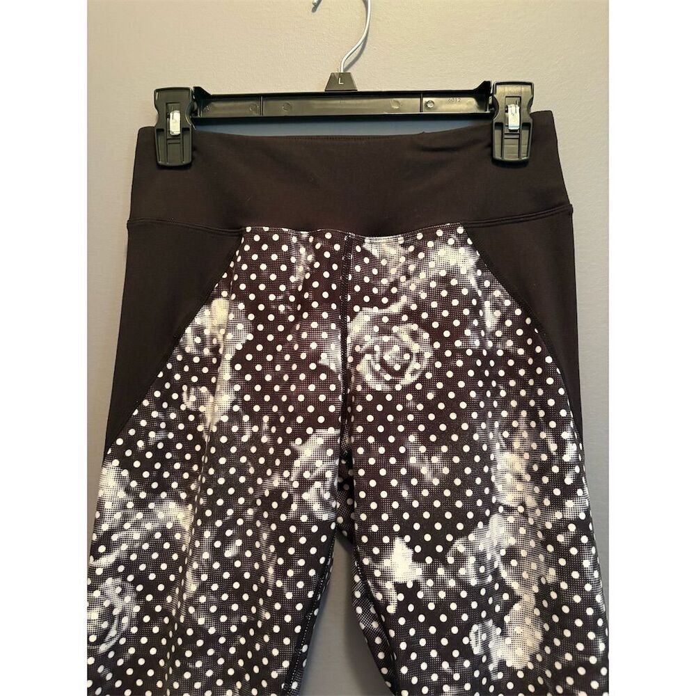 3/$15 Betsey Johnson Women's Cropped Leggings M Multicolor Polka Dot Floral - Picture 2 of 8